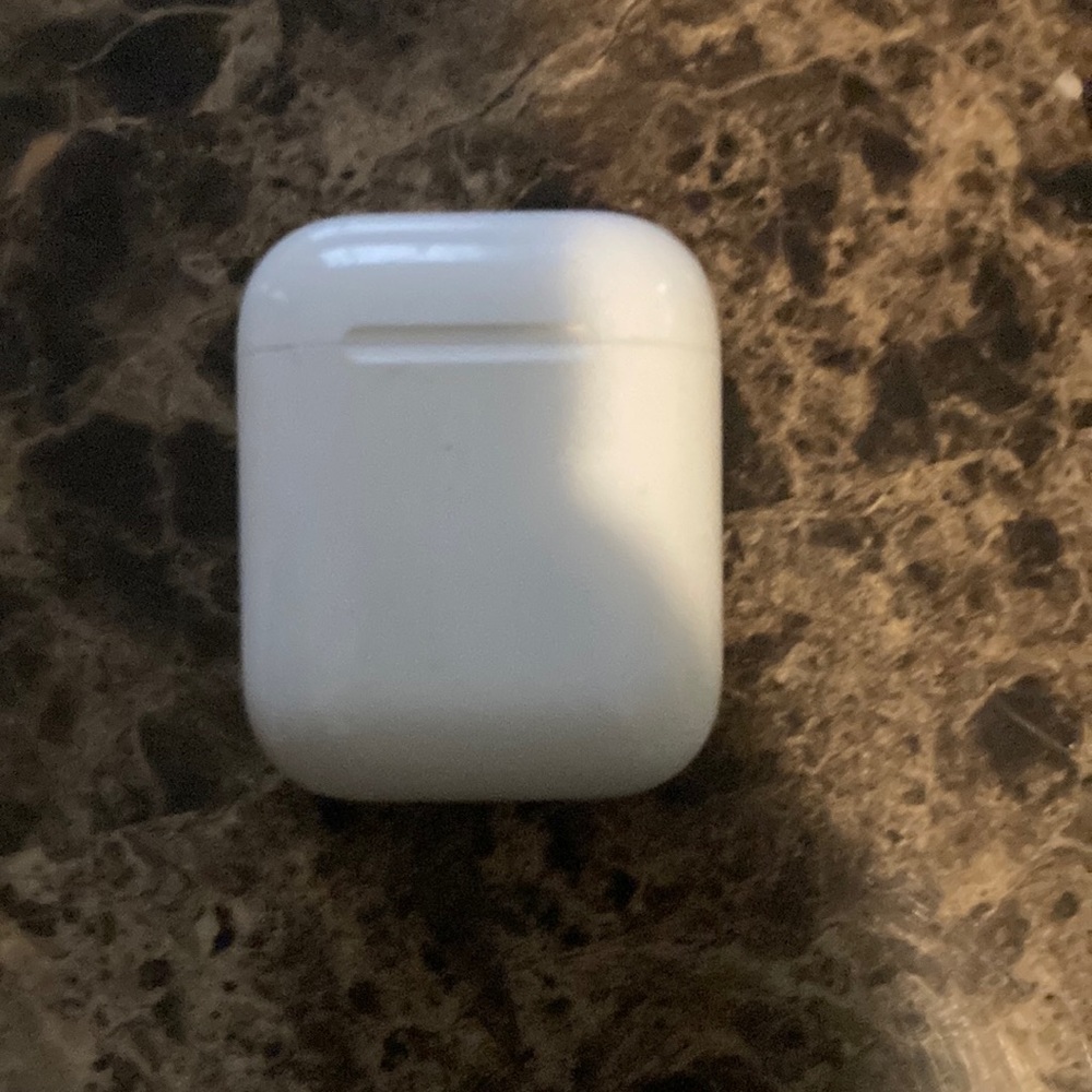 AirPods 1st gen